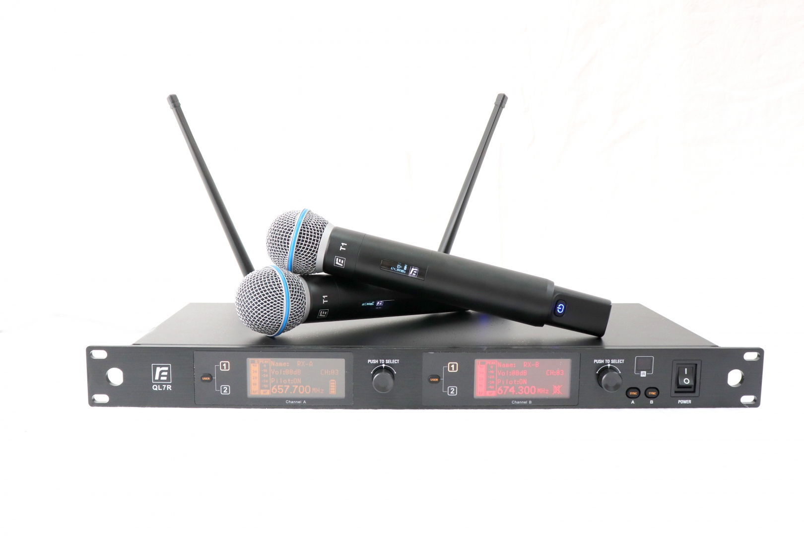 RFIntell QL7R/T1-A 651,800-683,400 МГц 2-канальная радиосистема с 2-мя ручными микрофонами в Черноголовке